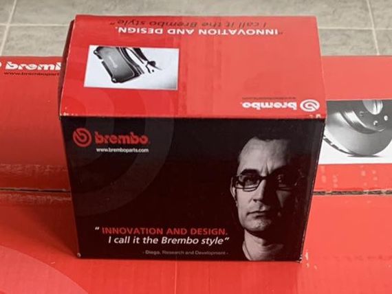 Гальмівні колодки дискові, задня вісь BREMBO, P83024 | Зображення 2