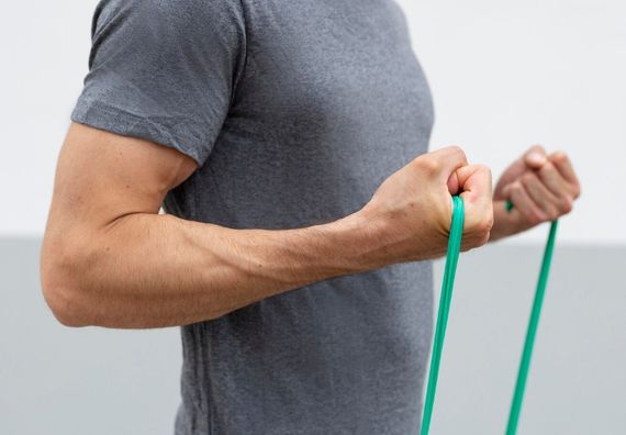 Стрічка-еспандер для фітнесу та реабілітації U-POWEX Fitness band 0.5мм. (9.1 кг) Green | Зображення 9