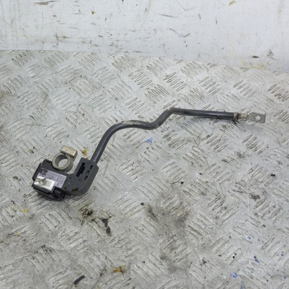 Клема акумулятора мінусова BMW E81 E87 X1 2004-2015 Клема акб мінус БМВ е81 е87 х1 9164355 61129164355