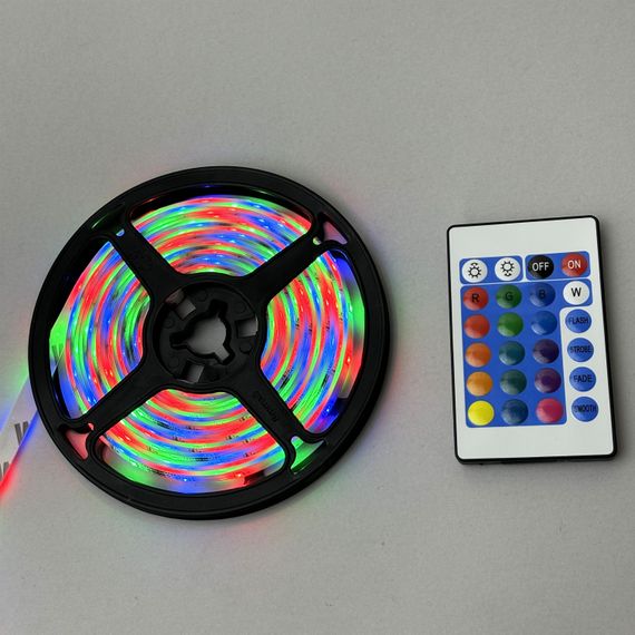 Світлодіодна стрічка LED 3528 RGB с пультом 5м | Зображення 5