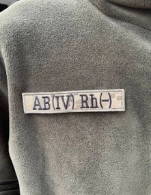 Нашивка група крові (AВ(IV) Rh-) піксель