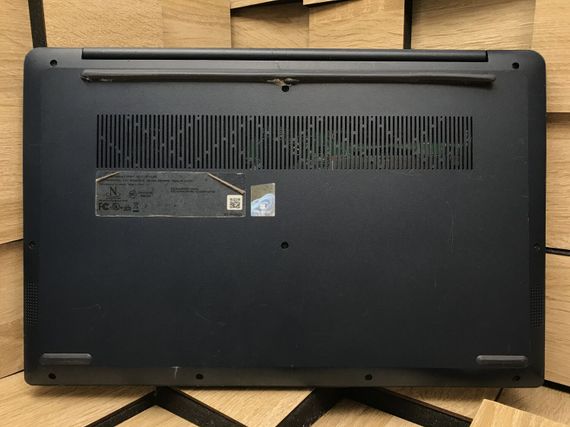 Ультрабук Б-класс Lenovo IdeaPad 3 15ABA7 / 15.6" (1920x1080) IPS / AMD Ryzen 7 5825U (8 (16) ядра по 2.0 - 4.5 GHz) / 8 GB DDR4 / 256 GB SSD / AMD Radeon Graphics / WebCam б/у | Зображення 8