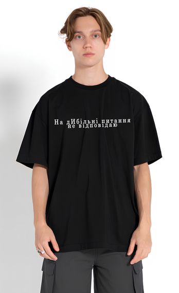 Футболка з мерчем