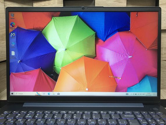 Ультрабук Б-класс Lenovo IdeaPad 3 15ABA7 / 15.6" (1920x1080) IPS / AMD Ryzen 7 5825U (8 (16) ядра по 2.0 - 4.5 GHz) / 8 GB DDR4 / 256 GB SSD / AMD Radeon Graphics / WebCam б/у | Зображення 2