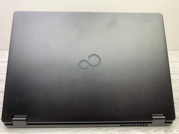 Ноутбук Fujitsu LifeBook E549 / 14" (1920x1080) IPS / Intel Core i5-8265U (4 (8) ядра по 1.6 - 3.9 GHz) / 8 GB DDR4 / 256 GB SSD / Intel UHD Graphics / WebCam б/у | Зображення 8