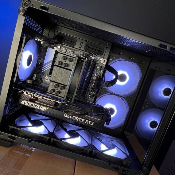Збірка на замовлення: ігровий ПК AeroCool Dryft Mini Tower / AMD Ryzen 5 7500F (6 (12) ядер по 3,7 - 5,0 ГГц) / 32 ГБ DDR5 / 2000 ГБ SSD M.2 / nVidia GeForce RTX 5070, 12 ГБ GDDR7, 192-bit / 750 Вт | Зображення 7