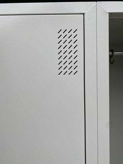 Шафа для одягу металева ШОМ-400/4/8 | Зображення 1