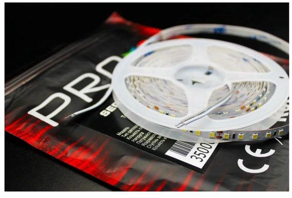 Світлодіодна LED стрічка PROLUM™ 24V 2835\120 IP20 Series "SG" Тепло-Білий 2800-3200K 3000К | Зображення 3