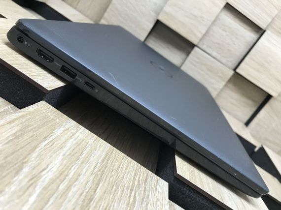 Ноутбук Б-класс Dell Latitude 3520 / 15.6" (1920x1080) IPS Touch / Intel Core i7-1165G7 (4 (8) ядра по 2.8 - 4.7 GHz) / 8 GB DDR4 / 256 GB SSD M.2 / Intel Iris Xe Graphics / USB 3.2 / HDMI / Windows 11 б/у | Зображення 4