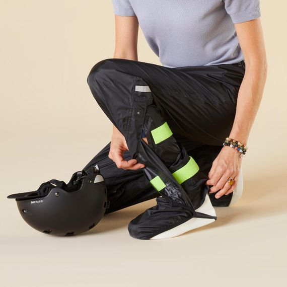 Верхні штани 100 для велоспорту для захисту від дощу чорні - XS | Зображення 3