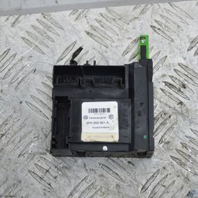 Блок моторчика склопідйомника передніх лівих дверей Audi A3 2003-2012 Модуль моторчика скла Ауді 8P0959801A