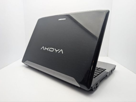 Ноутбук Medion Akoya E6234 / 15.6" (1366x768) TN / Intel Core i3-2310M (2 (4) ядра по 2.1 GHz) / 6 GB DDR3 / 250 GB HDD / Intel HD Graphics 3000 / WebCam / DVD-ROM / АКБ не держит б/у | Зображення 7