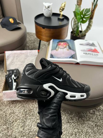 Кросівки Air Max Tn Plus Black White весна / літо / осінь В3330 37 23.5 см | Зображення 4