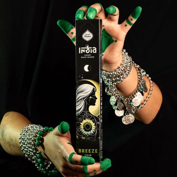Преміальні чорні грубі аромапалички Бриз, Спокій  8 шт. в уп. Sagrada Madre 7798348238539 | Зображення 1