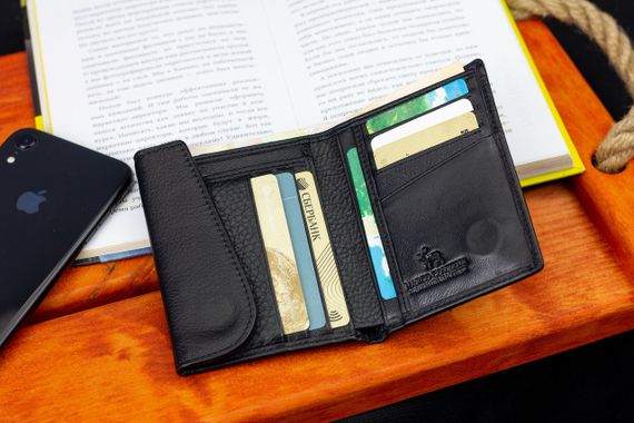 Черный мужской кошелек вертикального типа из натуральной кожи на магните Marco Coverna MC-1286 | Зображення 6