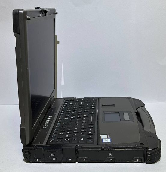 Защищенный ноутбук Б-класс Getac B300 G6 / 13.3" (1920x1080) TN Touch / Intel Core i5-6200U (2 (4) ядра по 2.3 - 2.8 GHz) / 16 GB DDR4 / 256 GB SSD / Intel HD Graphics 520 / DVD-RW / Fingerprint / 4G LTE / GPS б/у | Зображення 2