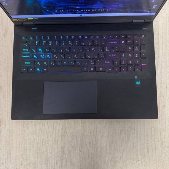 Ігровий ноутбук Б-клас Acer Predator Helios 18 PH18-72 / 18" (2560x1600) IPS / Intel Core i9-14900HX (24 (32) ядра по 2.2 - 5.7 GHz) / 32 GB DDR5 / 1000 GB SSD / nVidia GeForce RTX 4090, 16 GB GDDR6, 256-bit / WebCam б/в | Зображення 2