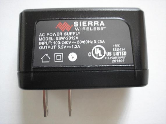 Зарядное устройство зарядка USB  Sierra 1200 mAh оригинал !