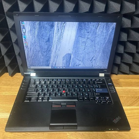 Ноутбук Lenovo ThinkPad L420 / 14" (1366x768) TN / Intel Core i3-2350M (2 (4) ядра по 2.3 GHz) / 8 GB DDR3 / 128 GB SSD / Intel HD Graphics 3000 / DVD-ROM б/у | Зображення 1