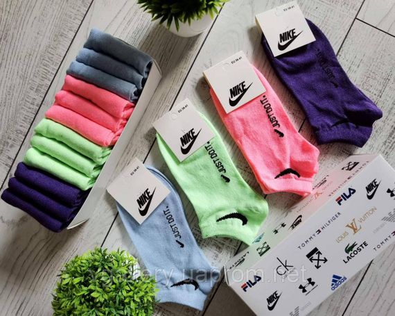 Шкарпетки низькі Nike різні кольори, жіночі шкарпетки Найк різнокольорові, спортивні шкарпетки