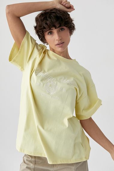 Оверсайз футболка з вишитими написами - жовтий цвет, ONE SIZE (є розміри) | Зображення 4