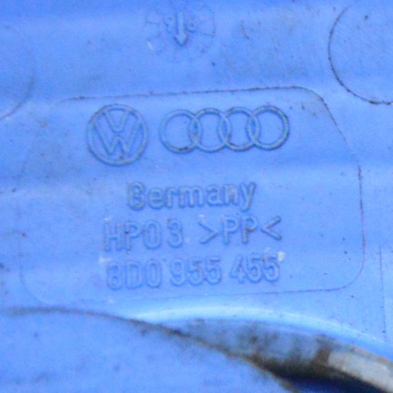 Кришка бачка омивача Volkswagen Golf Passat Transporter Кришка бачка омивача Фольксваген 8D0955455 | Зображення 2