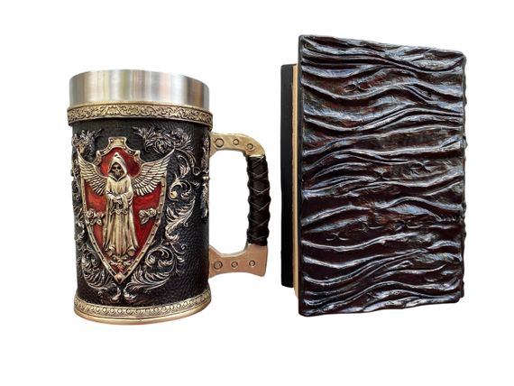 Подарунковий набір Кухоль 3 Архангел і Блокнот 3 «Книга, що дивиться у відповідь» | Зображення 1