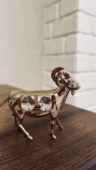 Колекційна міні-фігурка зі стразами Lamb 7,5 см | Зображення 1