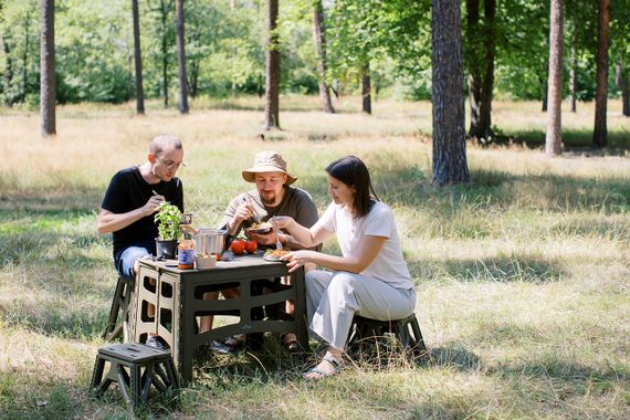 Стіл Tribe Camp Table High оливковий складаний, Похідний стіл трайб для кемпінгу, Стіл для риболовлі та пікніка | Зображення 1