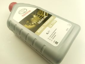 Олива трансмісійна LV MT 75W, TOYOTA (0888581001) 1 л.