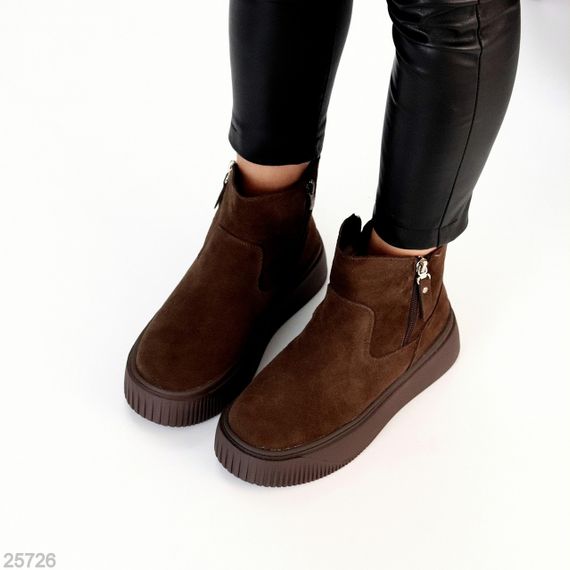Модные шоколадные зимние ботинки натуральная замша на платформе | Зображення 4