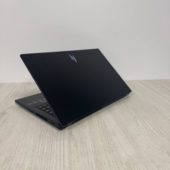 Игровой ноутбук Acer Nitro V15 ANV15-41 / 15.6" (1920x1080) IPS / AMD Ryzen 5 7535HS (6 (12) ядер по 3.3 - 4.55 GHz) / 16 GB DDR5 / 512 GB SSD / nVidia GeForce RTX 4060, 8 GB GDDR6, 128-bit / WebCam б/у | Зображення 6