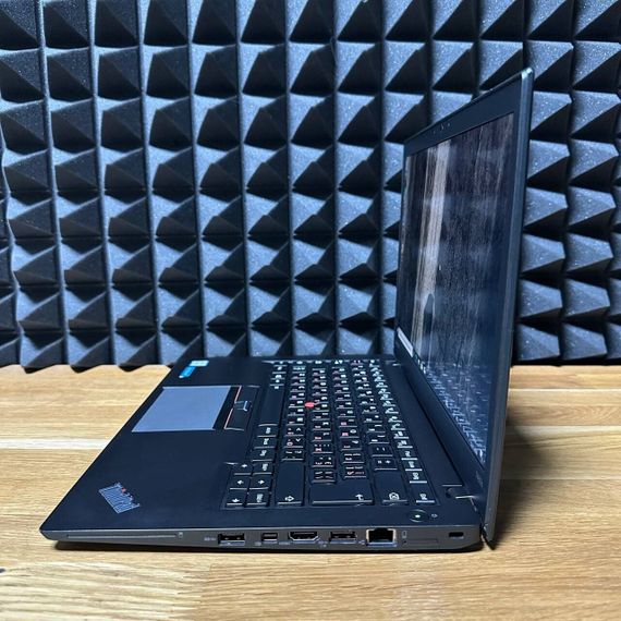Ноутбук Lenovo ThinkPad T460s / 14" (1920x1080) IPS Touch / Intel Core i5-6300U (2 (4) ядра по 2.4 - 3.0 GHz) / 8 GB DDR4 / 256 GB SSD / Intel HD Graphics 520 / WebCam б/у | Зображення 3
