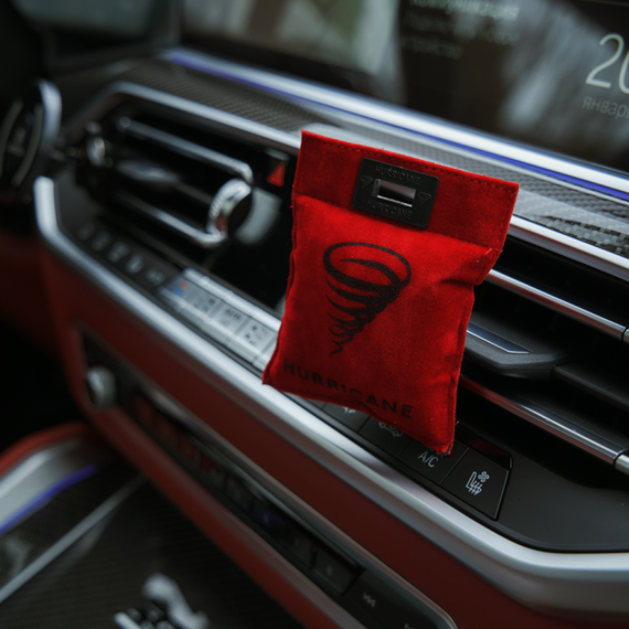 Автомобільний ароматизатор Hurricane Red Standart | Зображення 1