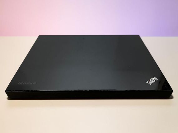 Ноутбук Lenovo ThinkPad SL500 / 15.4" (1280х800) TN / Celeron Dual-Core T3100 (2 (4) ядра по 2.6 - 3.5 GHz) / 2 GB DDR2 / 120 GB SSD / Intel GMA 4500M / WebCam / No Wi-Fi б/в | Зображення 2