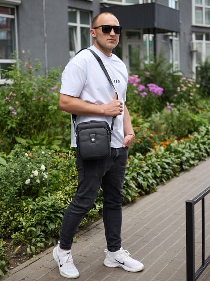 Чоловіча шкіряна універсальна сумка 24х20х8, барсетка зі шкіри, сумочка для чоловіків з регулюванням ручки, чорна | Зображення 6