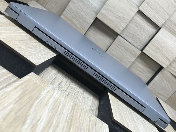 Ультрабук Dell Latitude 5430 / 14" (1920x1080) IPS / Intel Core i5-1235U (10 (12) ядер по 1.3 - 4.4 GHz) / 8 GB DDR4 / 240 GB SSD M.2 / Intel Iris Xe Graphics / WebCam / USB 3.2 / HDMI / Windows 10 б/у | Зображення 6