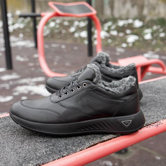 Короткие зимние ботинки кожаные 45 размер