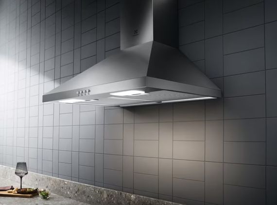 Вытяжка Electrolux купольная LFC316X | Зображення 1