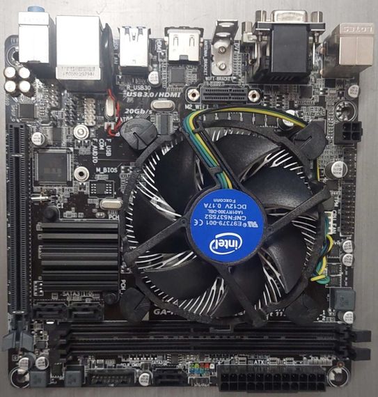 Комплект: Материнська плата Gigabyte GA-H110N / Intel Core i3-7100U (2(4) ядра по 2.4 GHz) / Intel HD Graphics 620 / LGA1151 / Кулер б/в | Зображення 2
