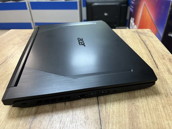 Ноутбук Acer Nitro 5 15.6  FHD IPS ryzen 5 4600H/8Gb/256Gb SSD/Nvidia GTX 1650 | Зображення 3