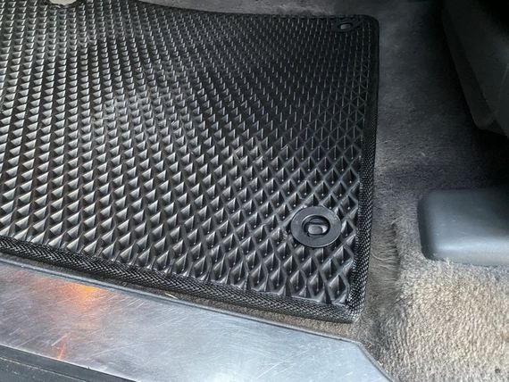 Коврики (2007-2012, EVA, черные) для Toyota Land Cruiser 200 | Зображення 1