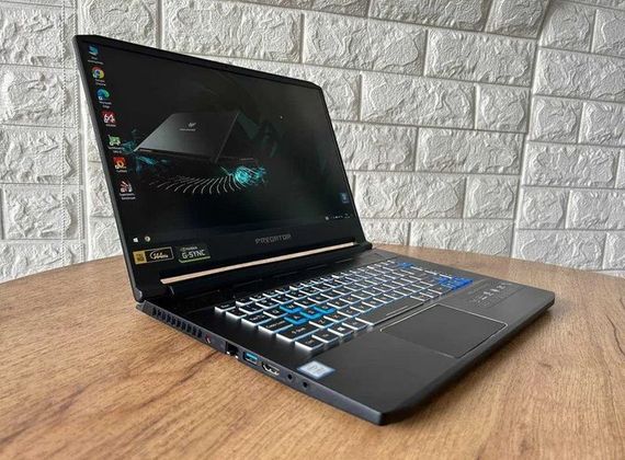 Ноутбук  Acer Triton 500 15,6" 144Hz i7 8750H 16Gb SSD 512Gb RTX 2080 MaxQ Б/У | Зображення 1