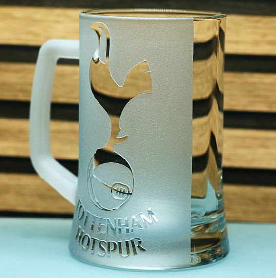 Пивной бокал 670 мл ФК Тоттенгем Готспур Tottenham Hotspur с гравировкой подарок для фаната футбольная кружка | Зображення 2