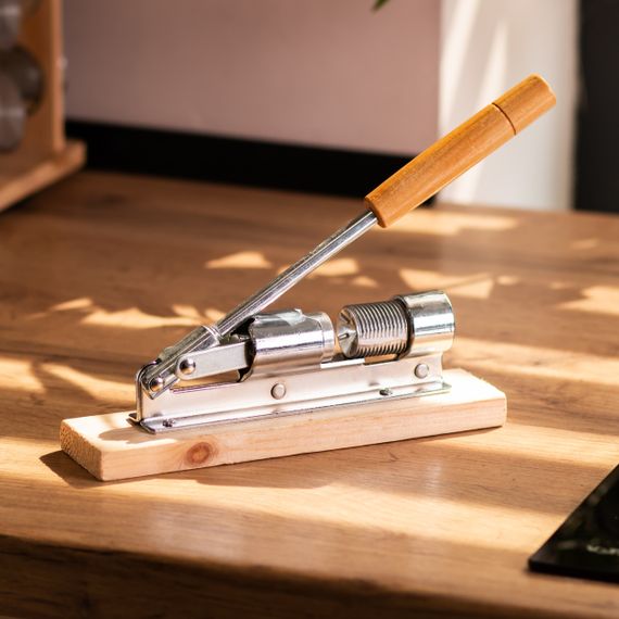 Орехокол механический универсальный 20×5×6 см ореходавка щелкунчик для грецких орехов ручной орехокол HP-8-69 | Зображення 4