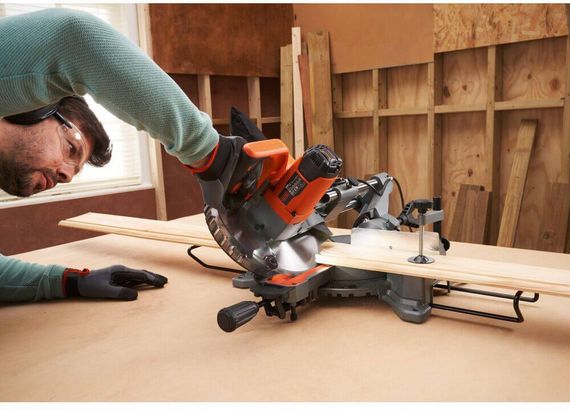 Пила торцювальна мережева BLACK+DECKER BES701 | Зображення 5