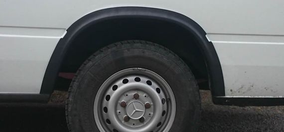 Накладки на арки (6 шт, чорні) для Mercedes Sprinter 1995-2006 рр | Зображення 2