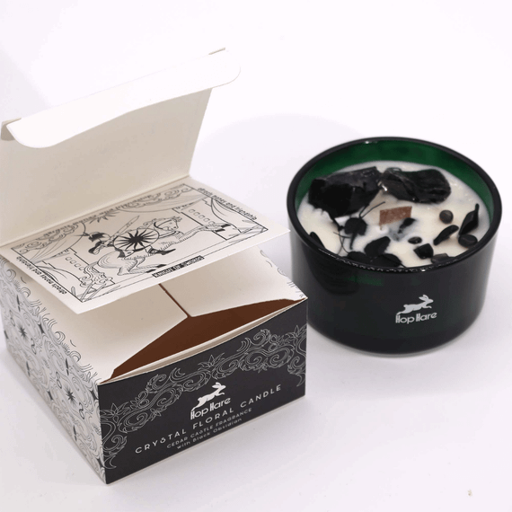 Свічка соєва з камінням та квітами  Лицар мечів 330г Hop Hare 5056368334733 | Зображення 1