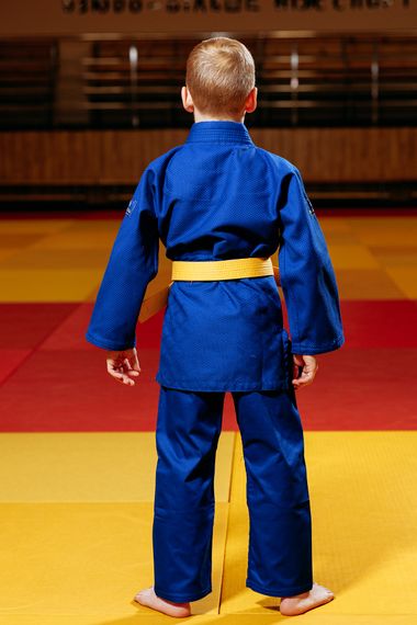 Синє дитяче кімоно для хлопчиків, дзюдо, TM BUDOGI серія BEGINNER, зріст 150 см, щільність 350 гр/м.кв. | Зображення 5