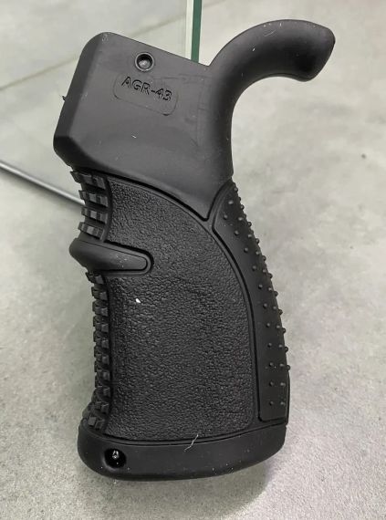 Пистолетная ручка на AR15 AR10 M4 M16 FAB Defence Ручка пистолетная Пистолетная рукоятка FAB Defence | Зображення 3